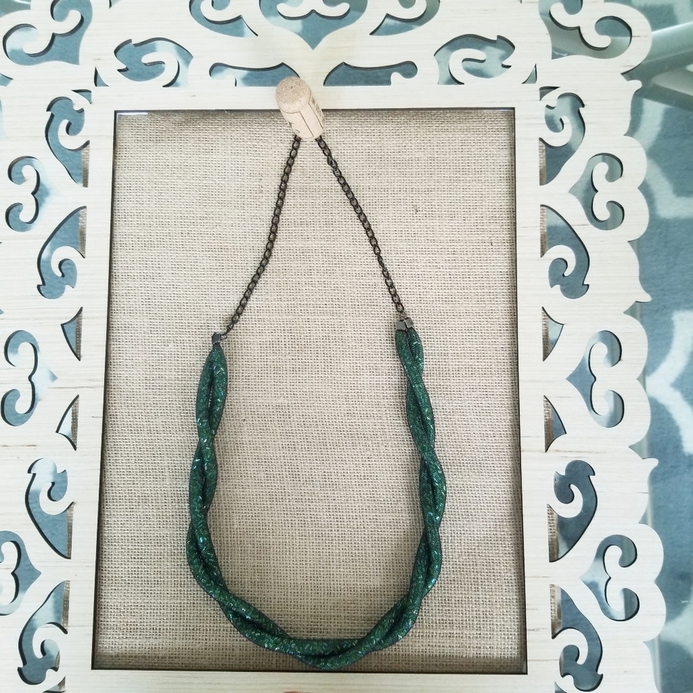 Shimmery ,Green, Rope ,Mesh Necklace